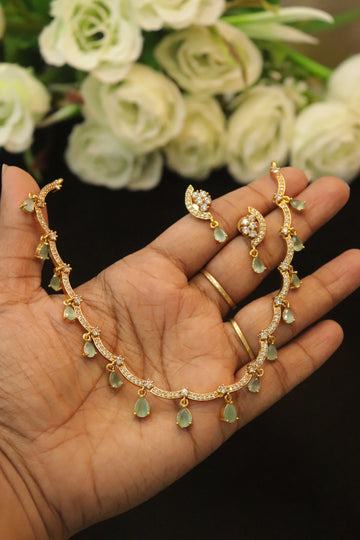 Elegant Raindrop Charm Stone Choker Set with Matching Earrings