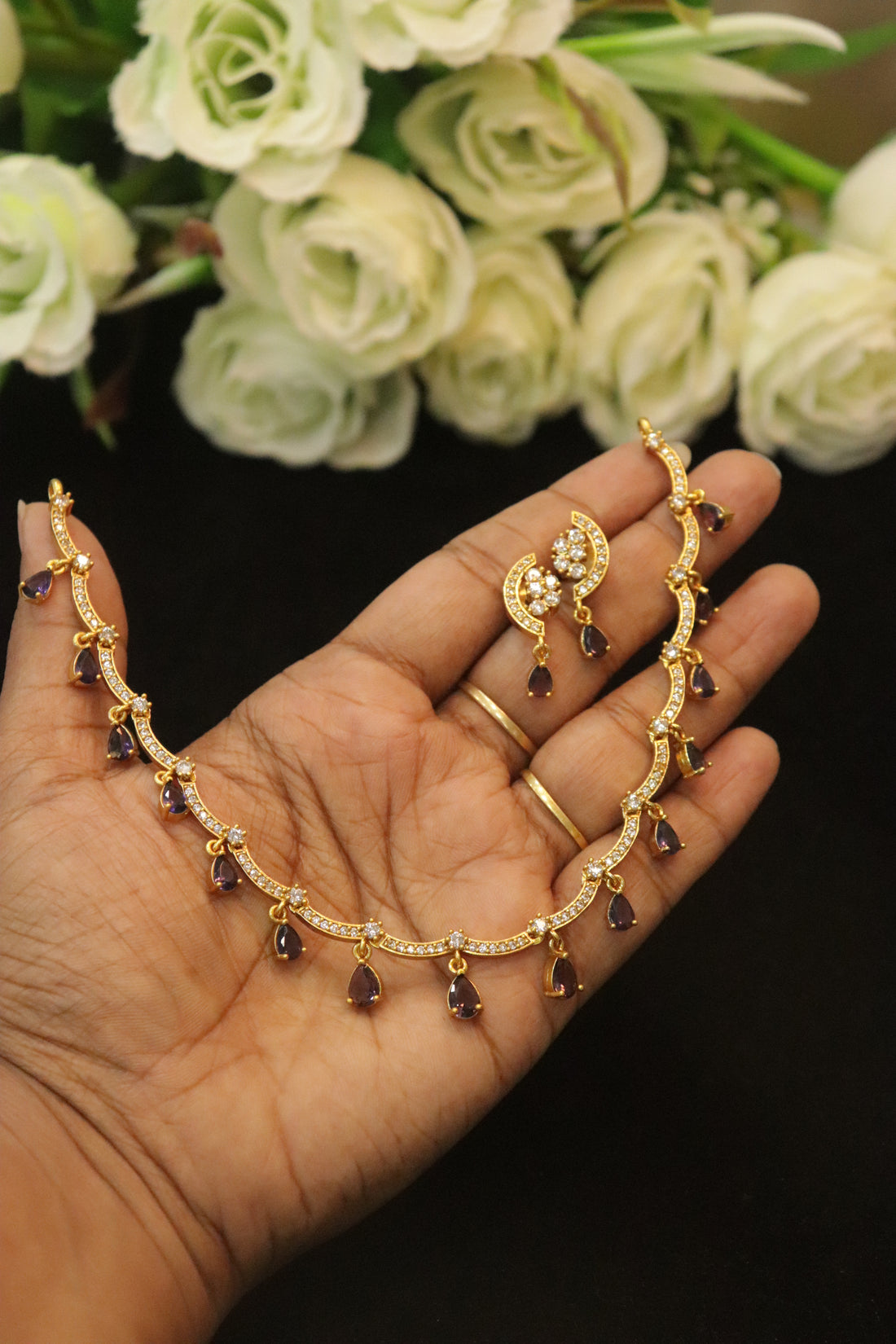 Elegant Raindrop Charm Stone Choker Set with Matching Earrings
