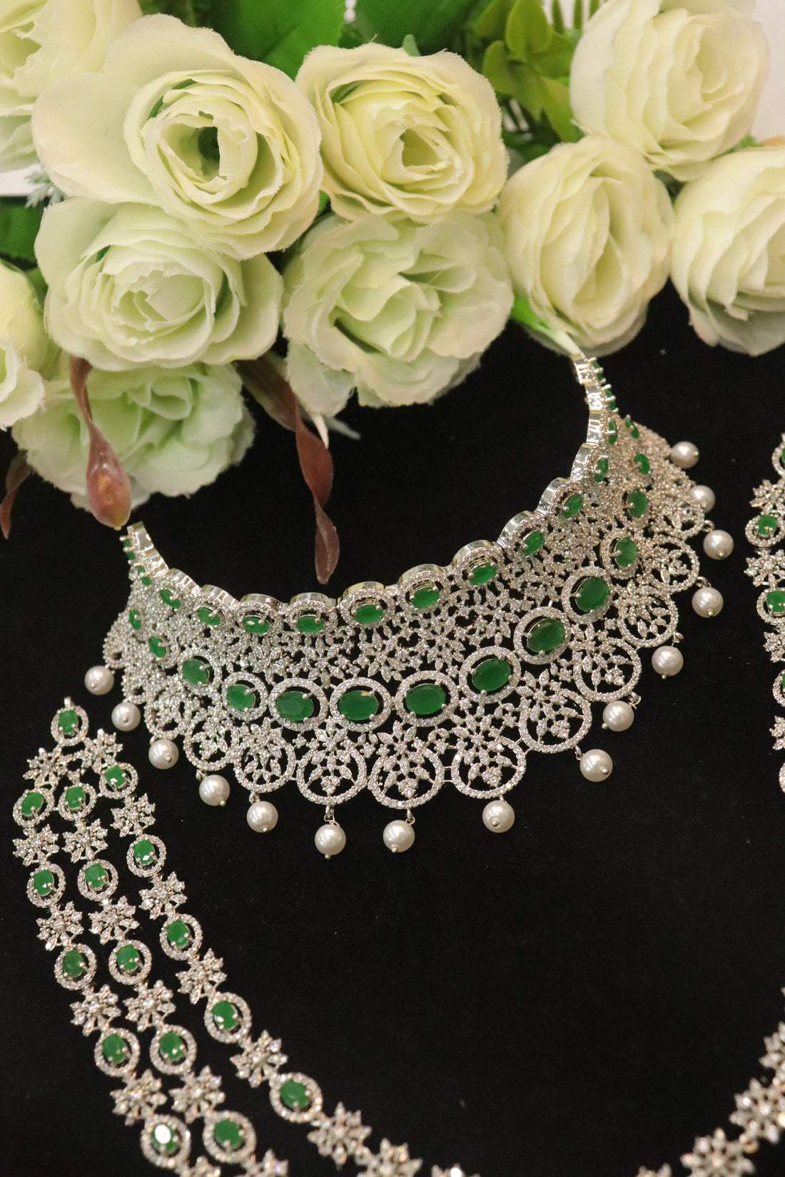 Emerald Grace Pearl Choker Set