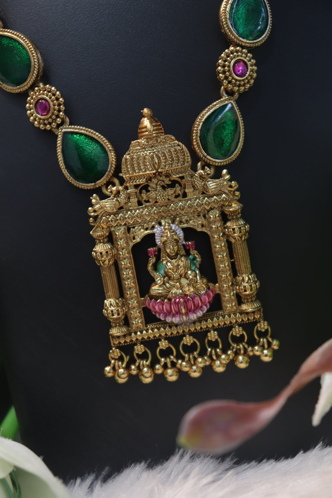 Divine Lakshmi Palakka Matte Mid Haram