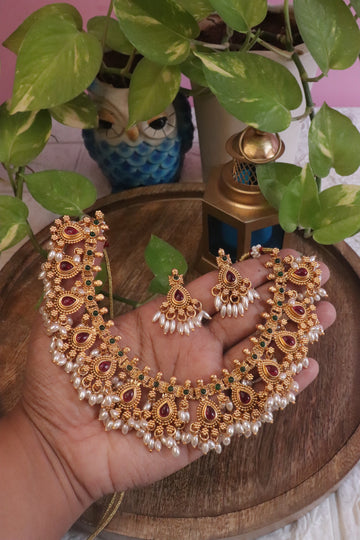 Teardrop Ruby Pearl Matte Temple Necklace Set