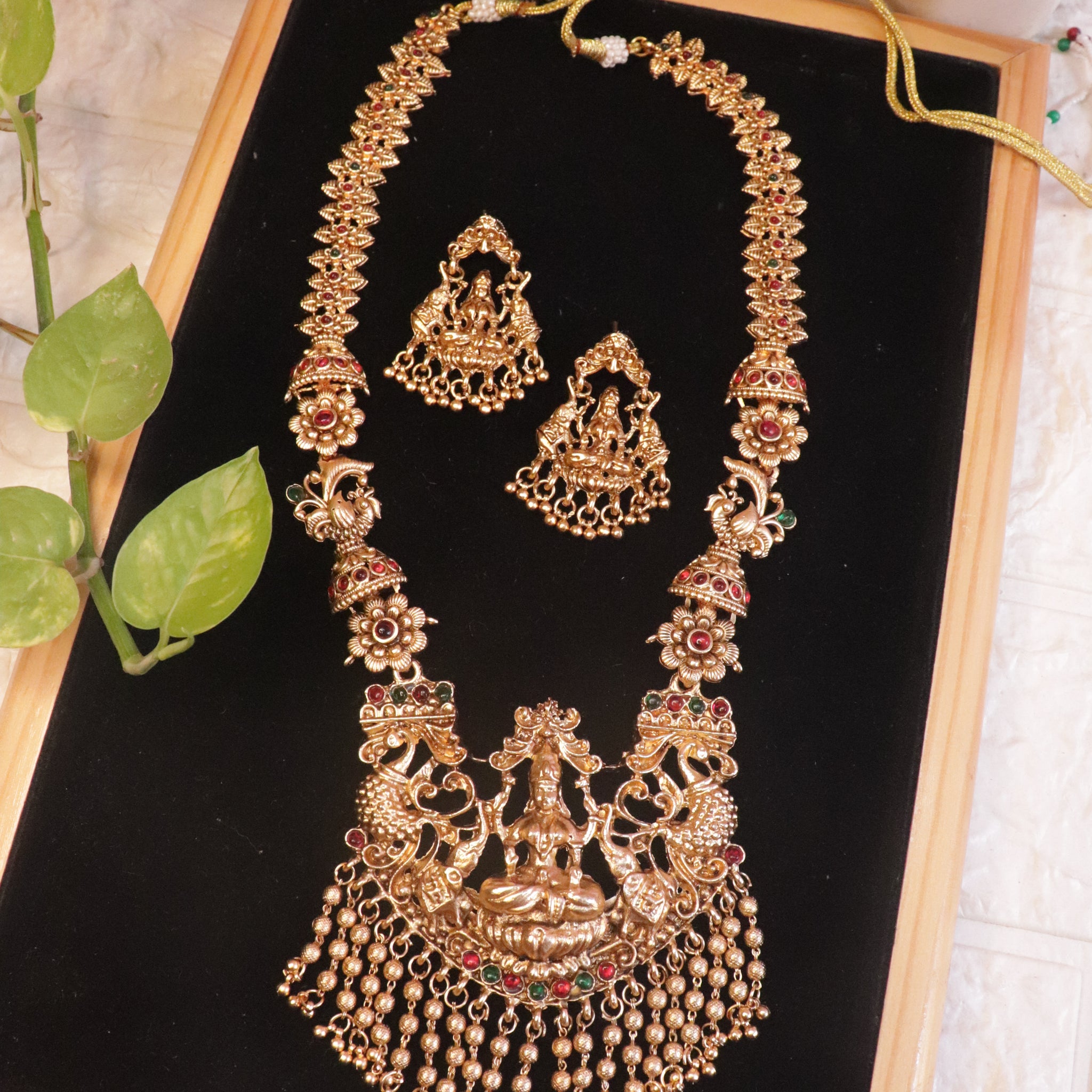 Divine Lakshmi Nakshi Haar Set