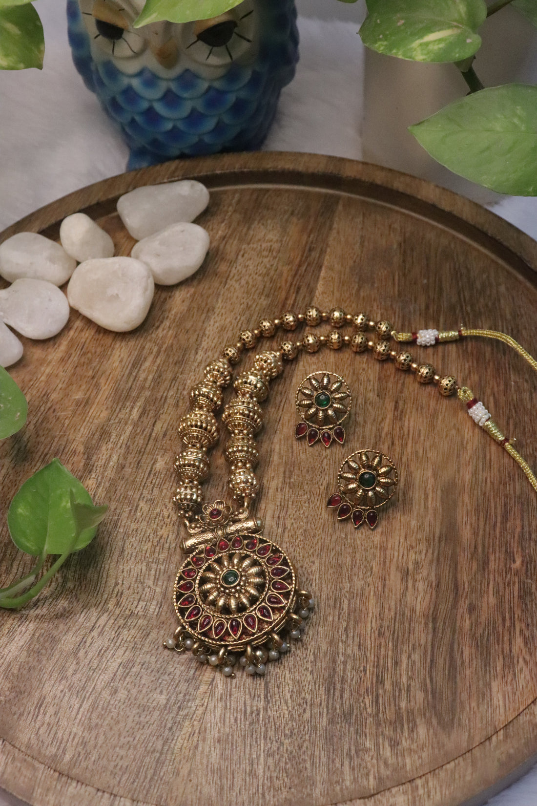 Matte Reversible Kemp Sun Pendant Necklace Set