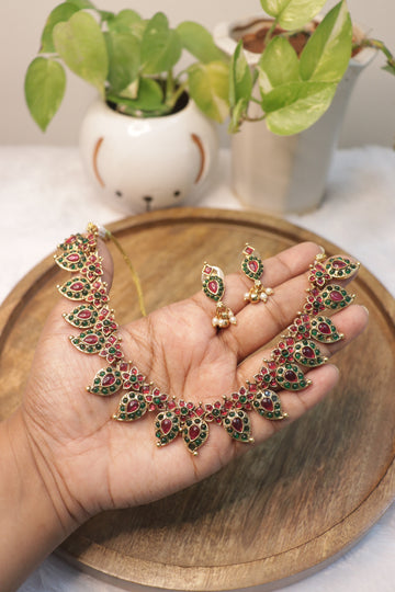 Royal Heritage Matte Necklace Set