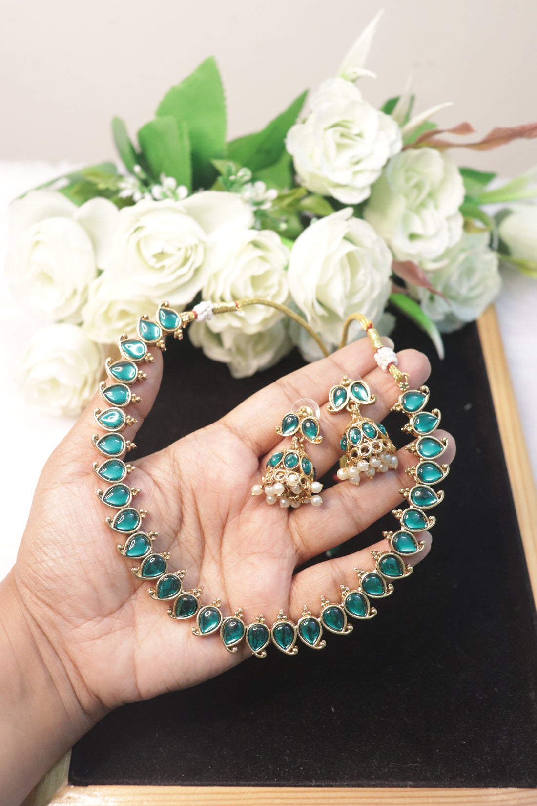 Celeste Glow Necklace Set