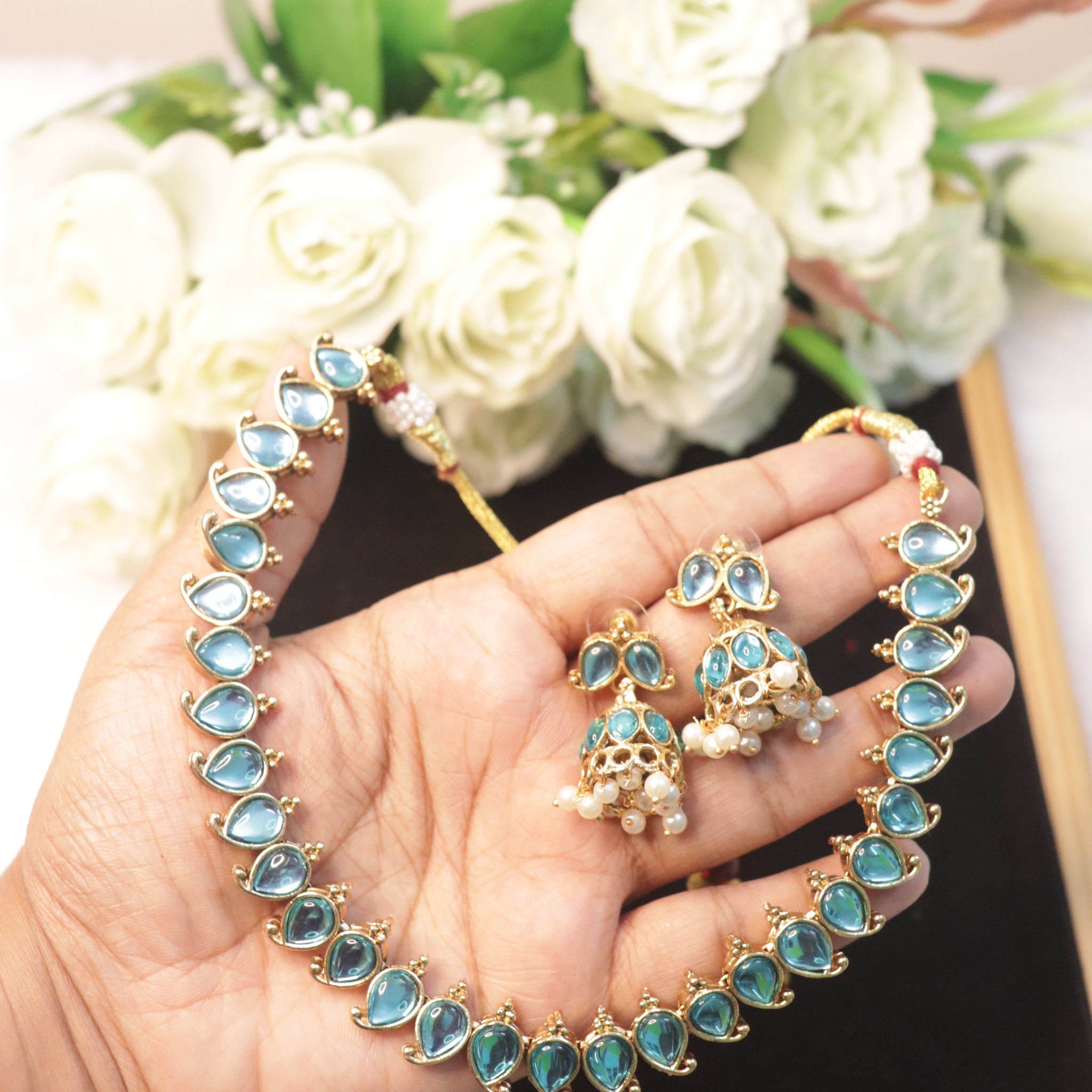 Celeste Glow Necklace Set