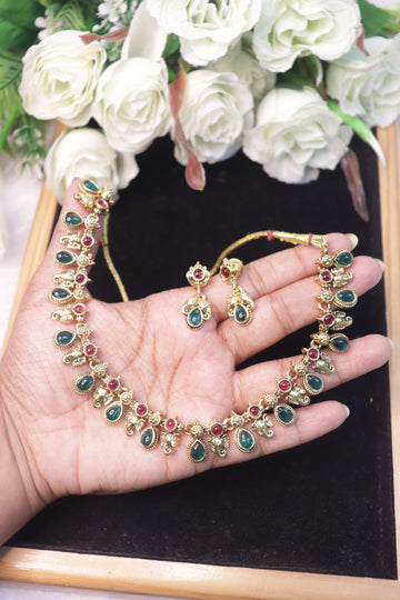 Emerald Rouge Drop Necklace Set