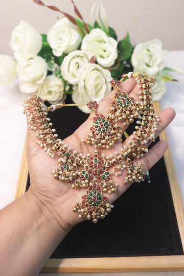 Regal Blossom Matte Necklace Set