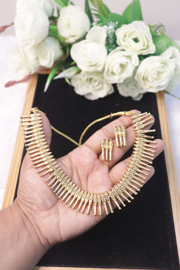 Aranya Heritage Matte Gold Necklace Set
