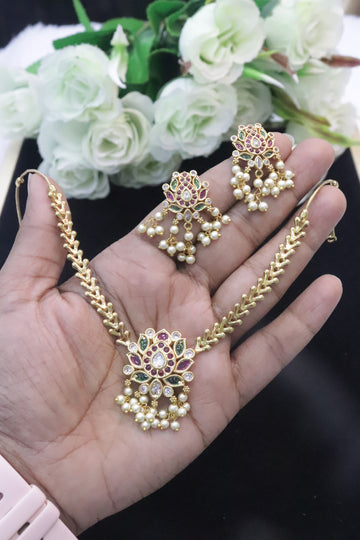 Lotus Radiance AD Necklace Set