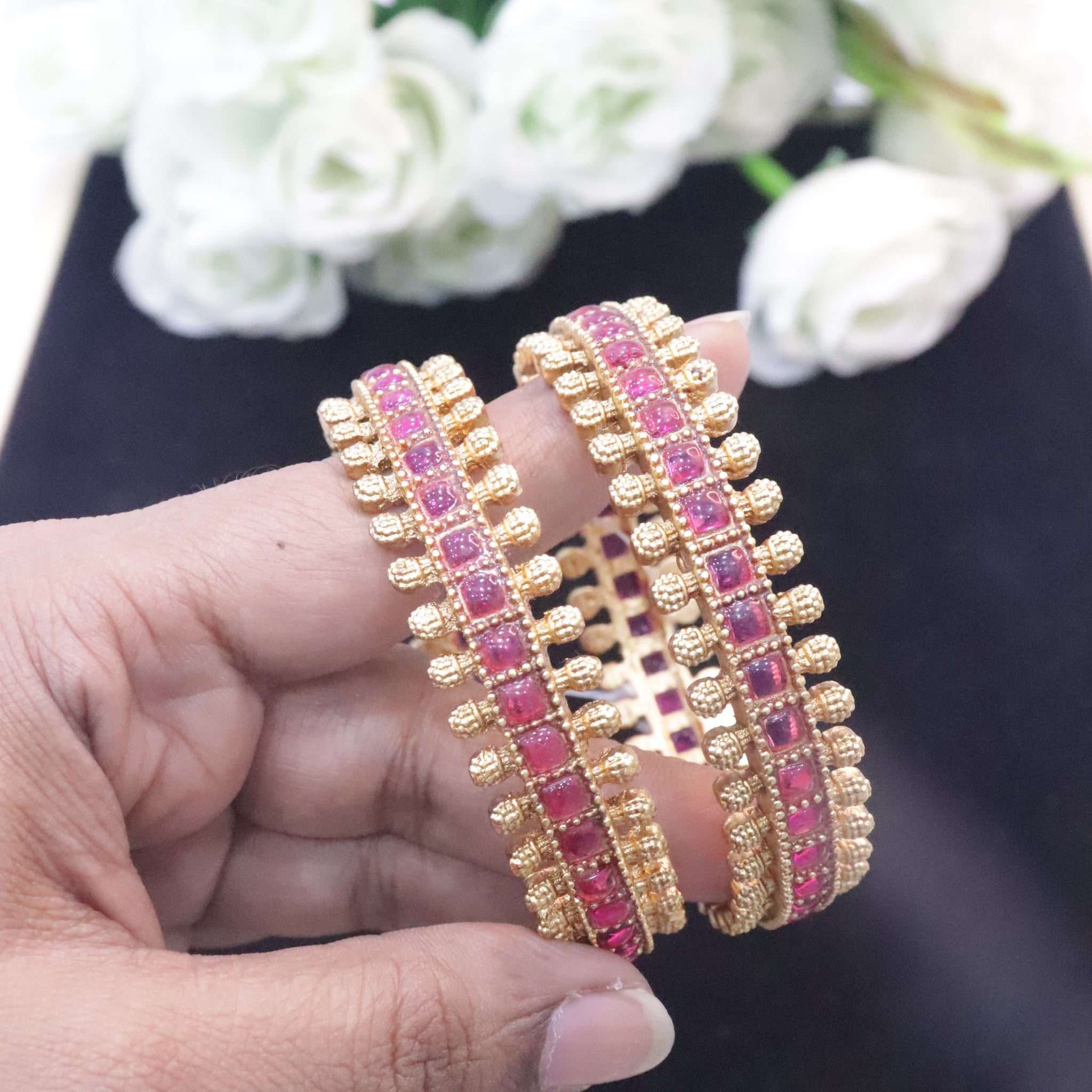 Antique Gold Stone Bangles