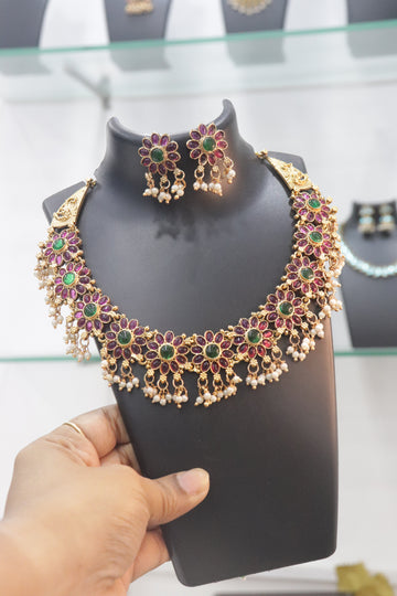 Ruby Emerald Blossom Matte Necklace Set