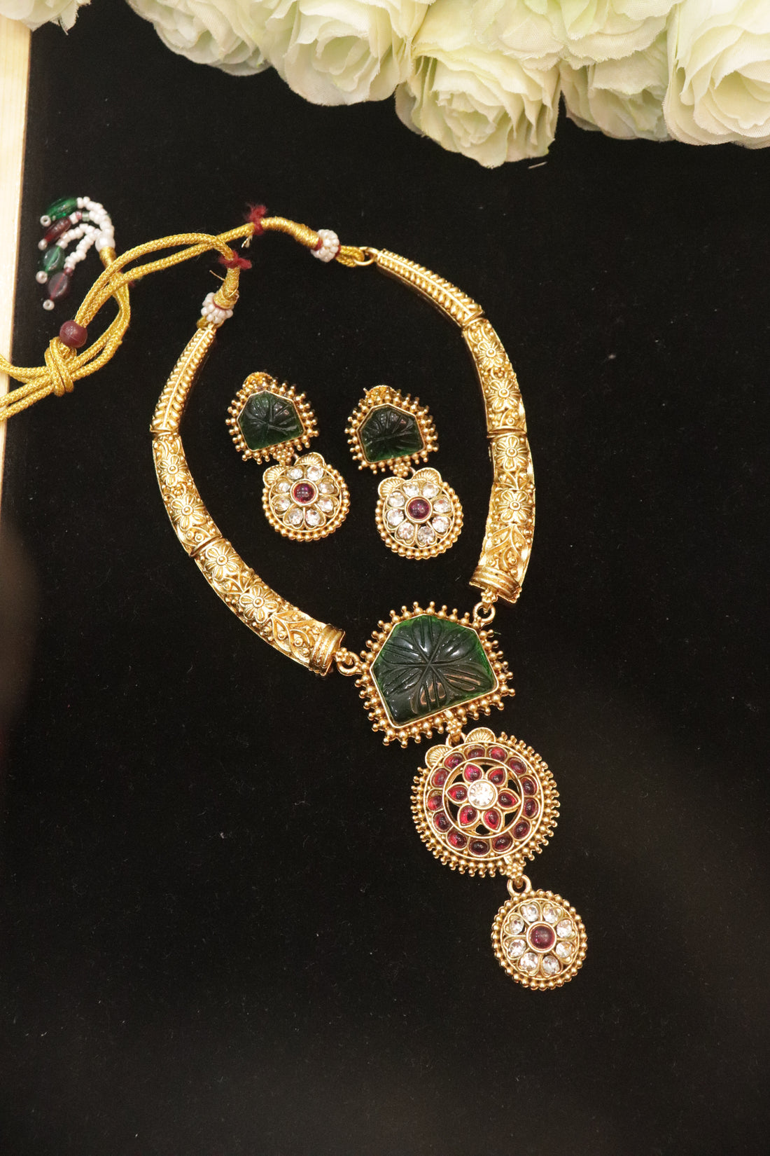 Regal Flower Carved Matte Necklace Set