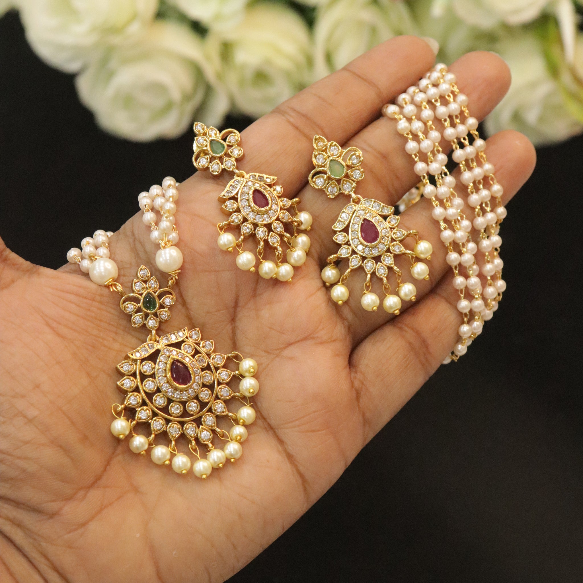 Pearl Radiance Antique Necklace Set