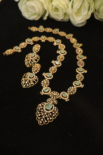 Royal Glow Diamond Finish Necklace Set