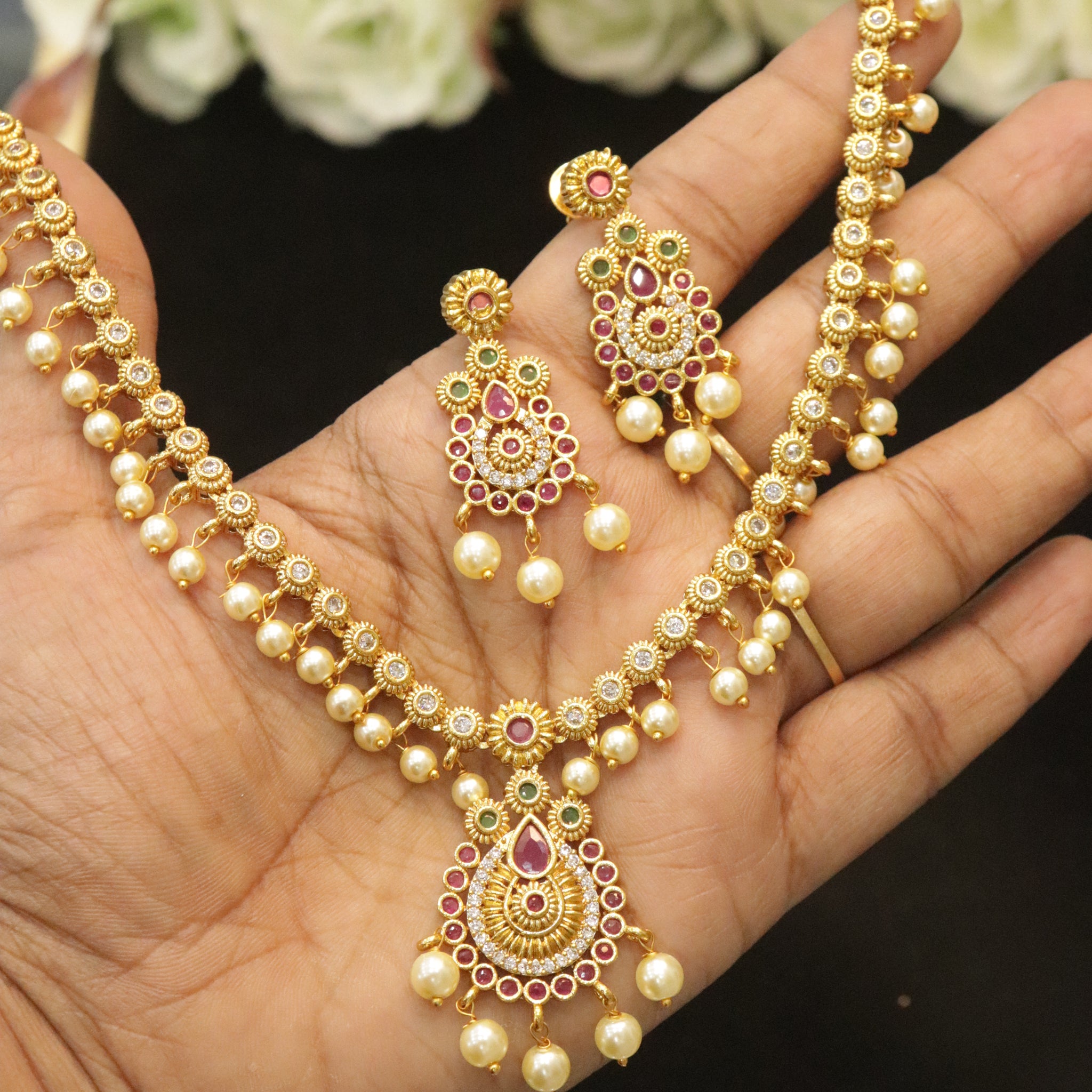 Ruby Glow Pearl Antique Necklace Set