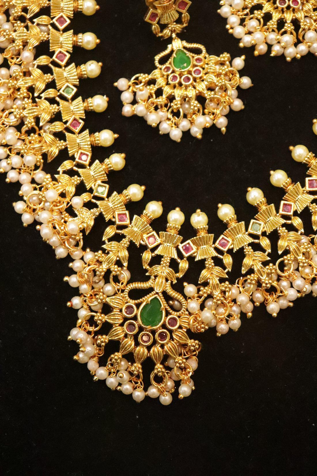 Emerald Blossom Temple Necklace Set