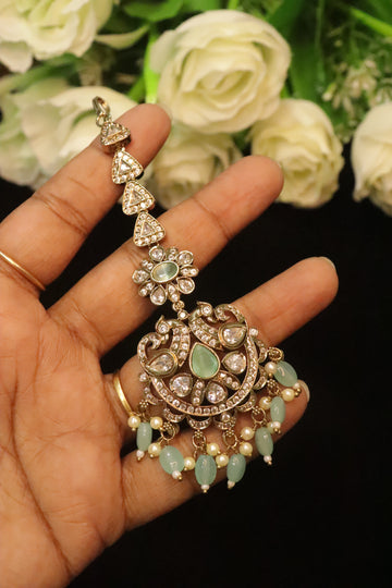 Royal Victorian Kundan Blossom Maangtikka