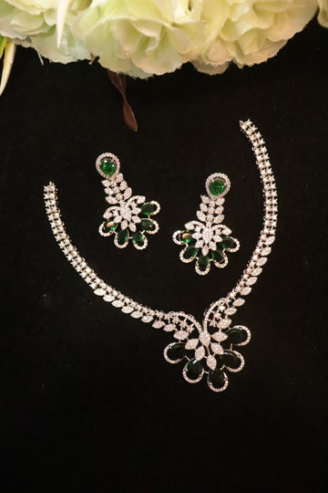 Luxe Bloom Cluster AD Necklace Set