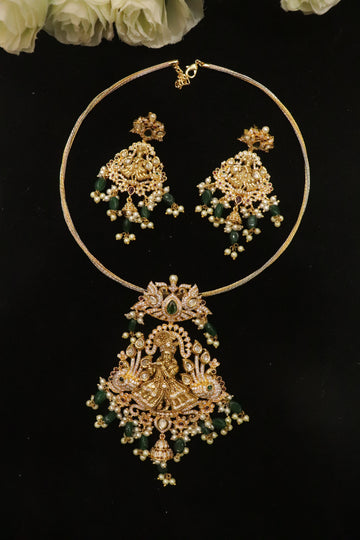 Divine Dancing Krishna Premium Antique Polish Hasli Pendant Set