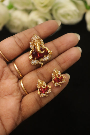 Divine Vinayagar AD Stone Pendant Set