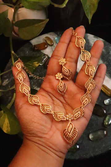 Elegant Leaf Motif Microplated AD Necklace Set