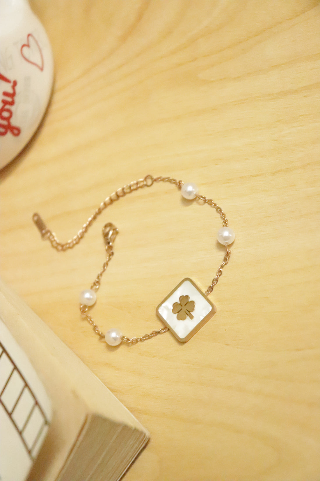 Lucky Charm Anti-Tarnish Pearl Bracelet