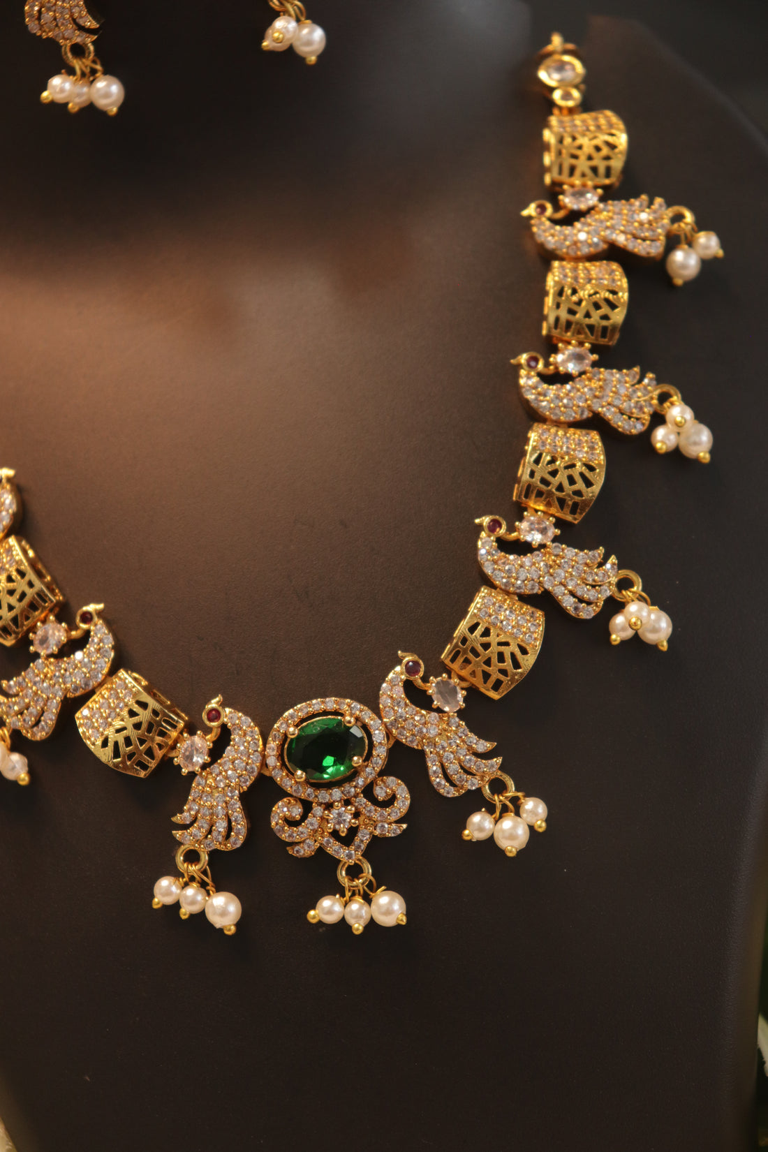 Mayura Emerald AD Necklace Set