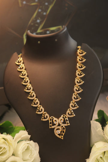 Aurelia White AD Designer Necklace Set – Micro Gold Polish
