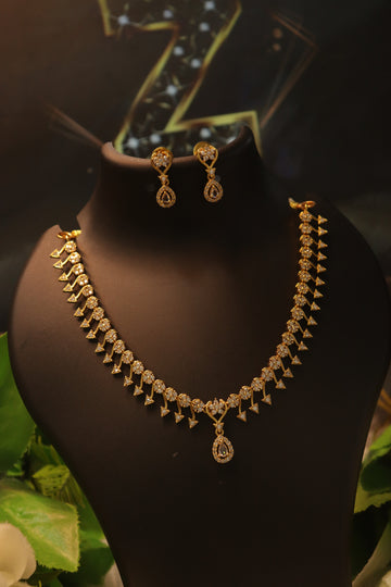 Elegant Teardrop AD Necklace Set with Matching Earrings