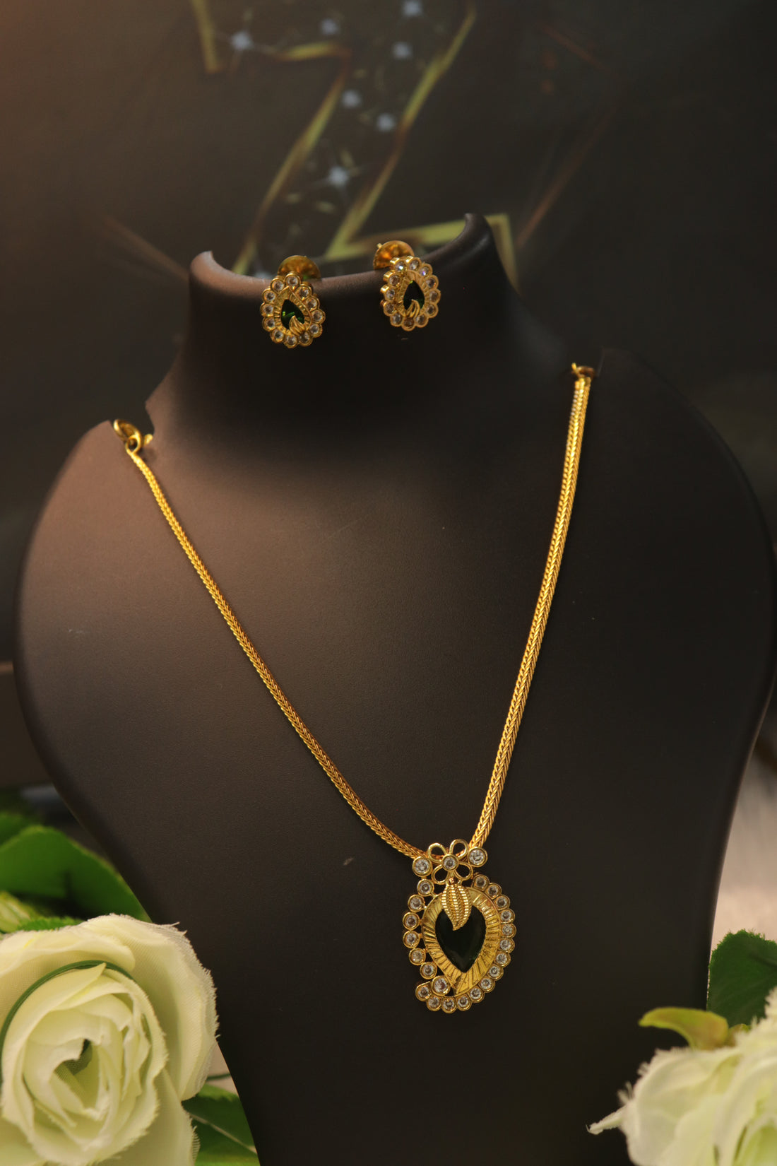 Madhavi Mango Pendant Necklace Set