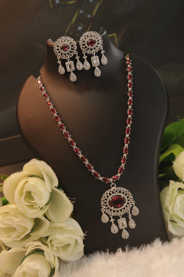 Halo Luxe Necklace Set - Red