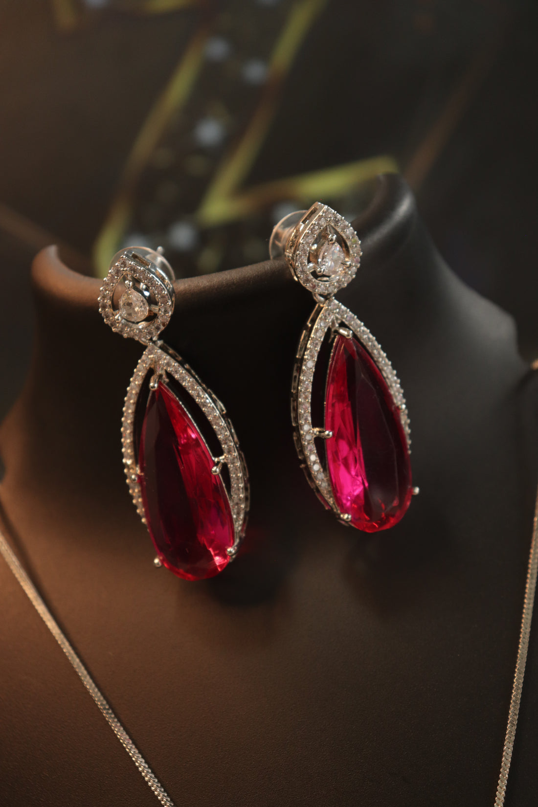 Celeste Droplet Rhodium Pendant Set - Rani Pink Color