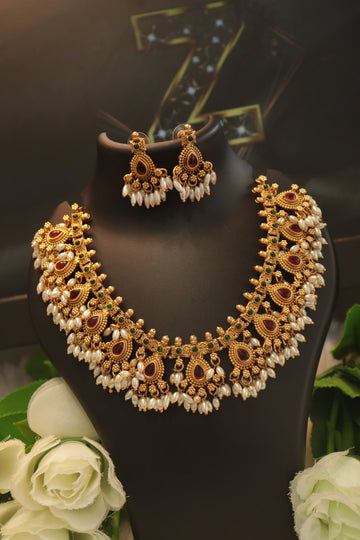 Teardrop Ruby Pearl Matte Temple Necklace Set