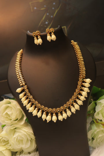Malligai Mottu Antique Necklace Set