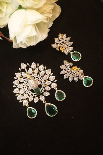 Mayura Royale 3D Pendant Set