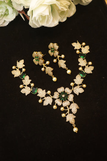 Emerald Ivy AD Necklace Set