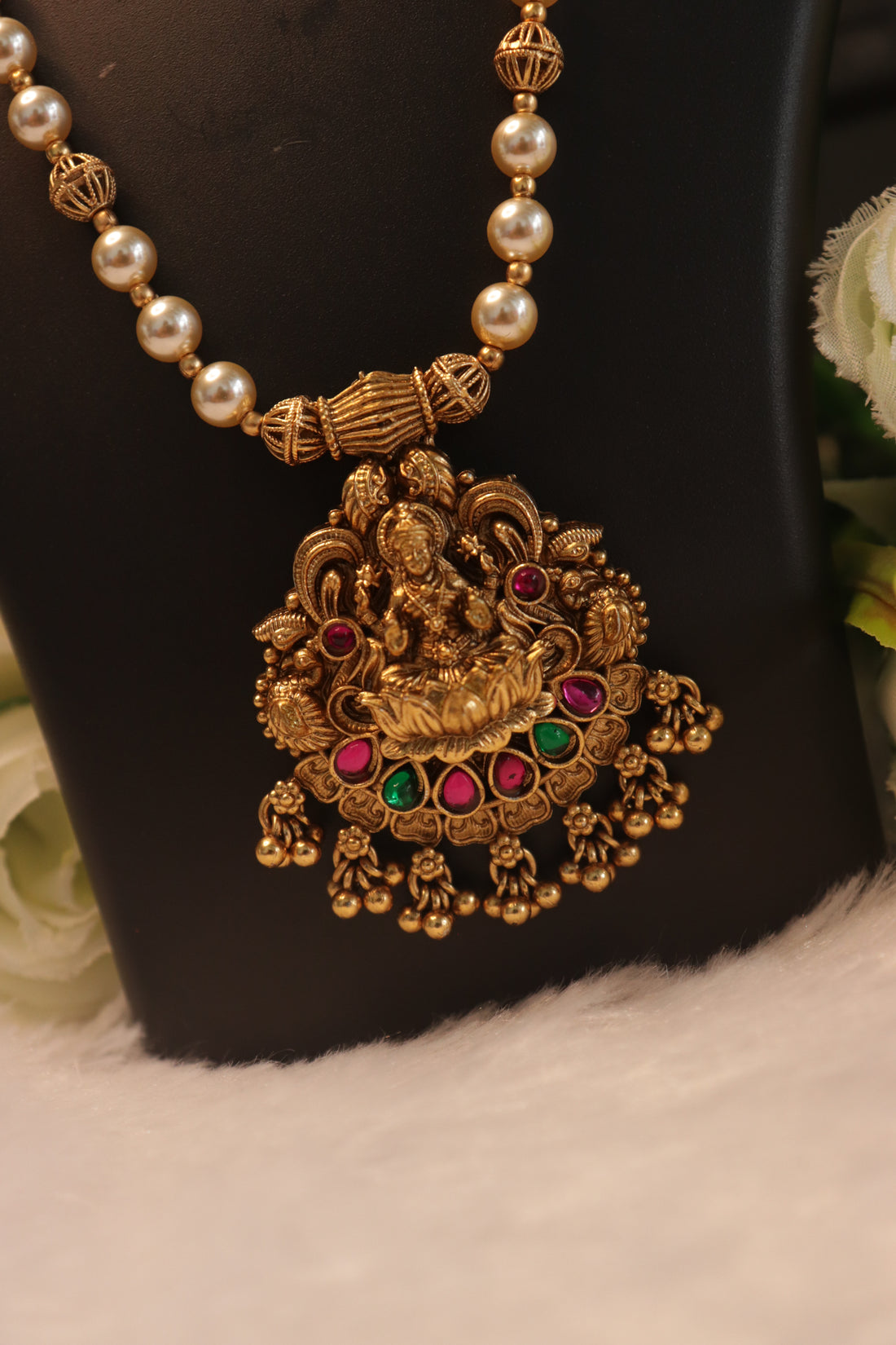 Lakshmi Devi Pearl Mid-Haram Set