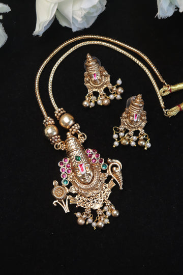 Divine Perumal Pendant Necklace Set