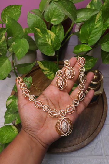 Antique Oval Radiance AD Necklace Set