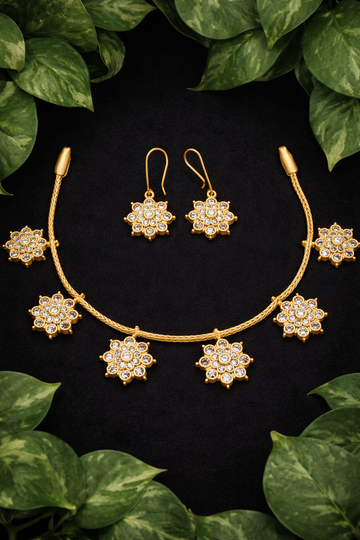 Antique Floral Bloom AD Necklace Set